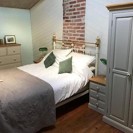 Montournais Papillons B&B - Beauty, Comfort And Peace 25 Mins From Puy Du Fou المظهر الخارجي الصورة